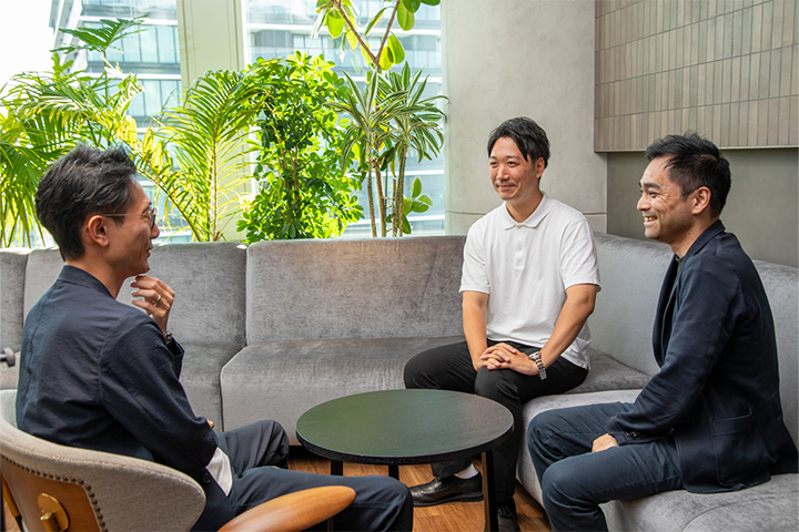 インタビュー中の様子