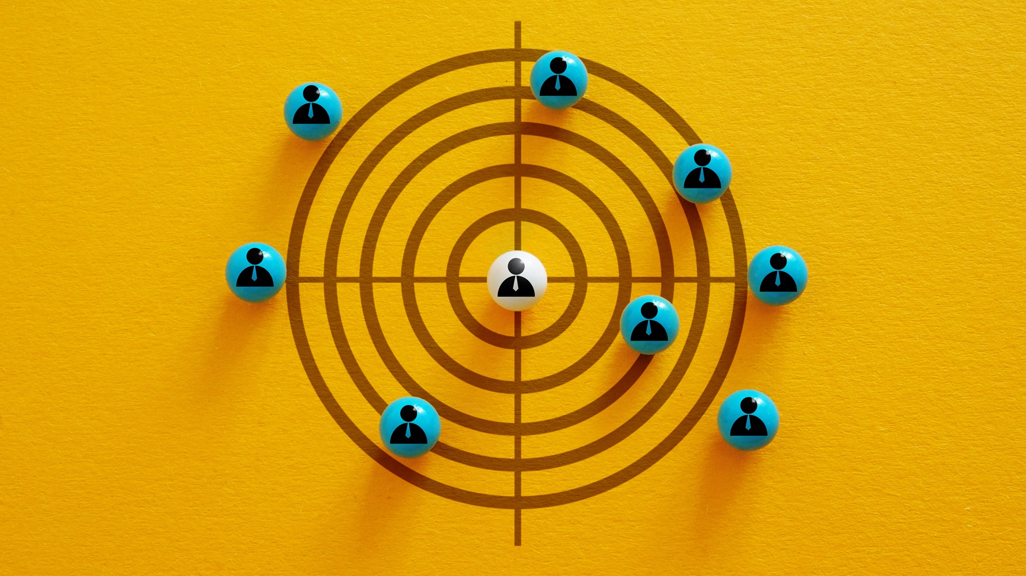 以前は「大企業が狙われるもの」というイメージが強かったサイバー攻撃も、今では規模や業種を問わず、あらゆる企業が標的になり得る時代です